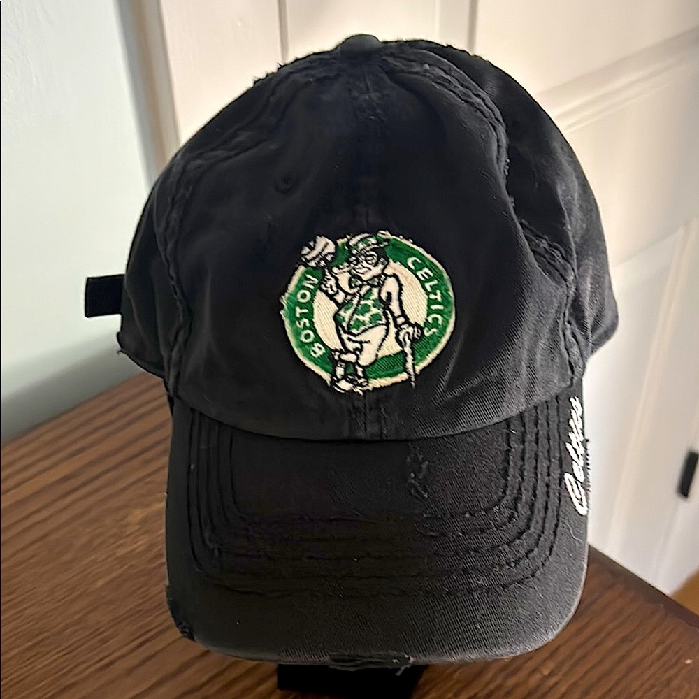 Adjustable Women’s Celtics Hat